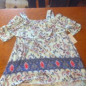 XL Short Sleeve Top